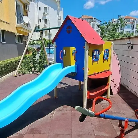 за гости магнолия резиденс Sunny Beach